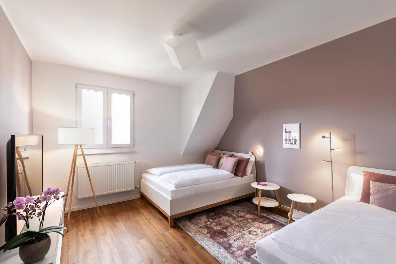 Primera Villa Зинген Экстерьер фото